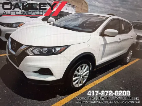 White 2022 Nissan Rogue Sport S for sale in Branson West, MO