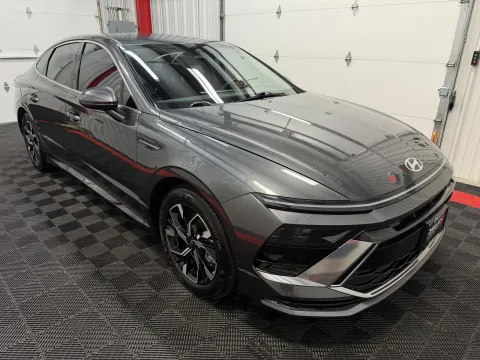 More photos of 2025 Hyundai Sonata SEL at Oakley Auto World, MO