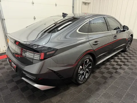 More photos of 2025 Hyundai Sonata SEL at Oakley Auto World, MO