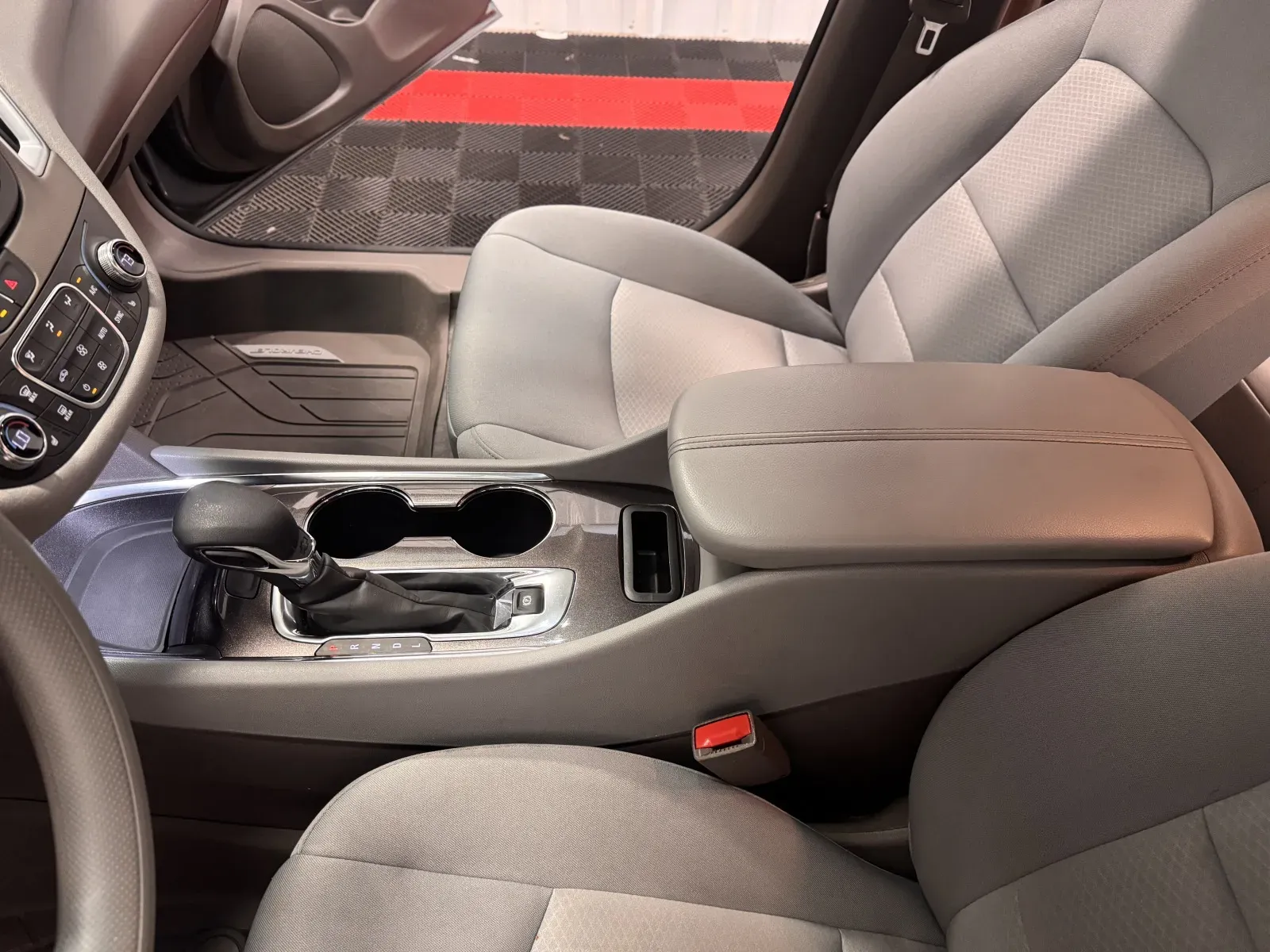 Chevrolet Malibu photo 33