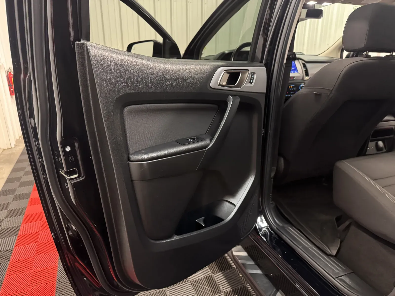 Ford Ranger photo 37