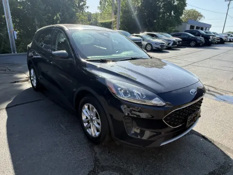 More photos of 2021 Ford Escape SE at Oakley Auto World, MO