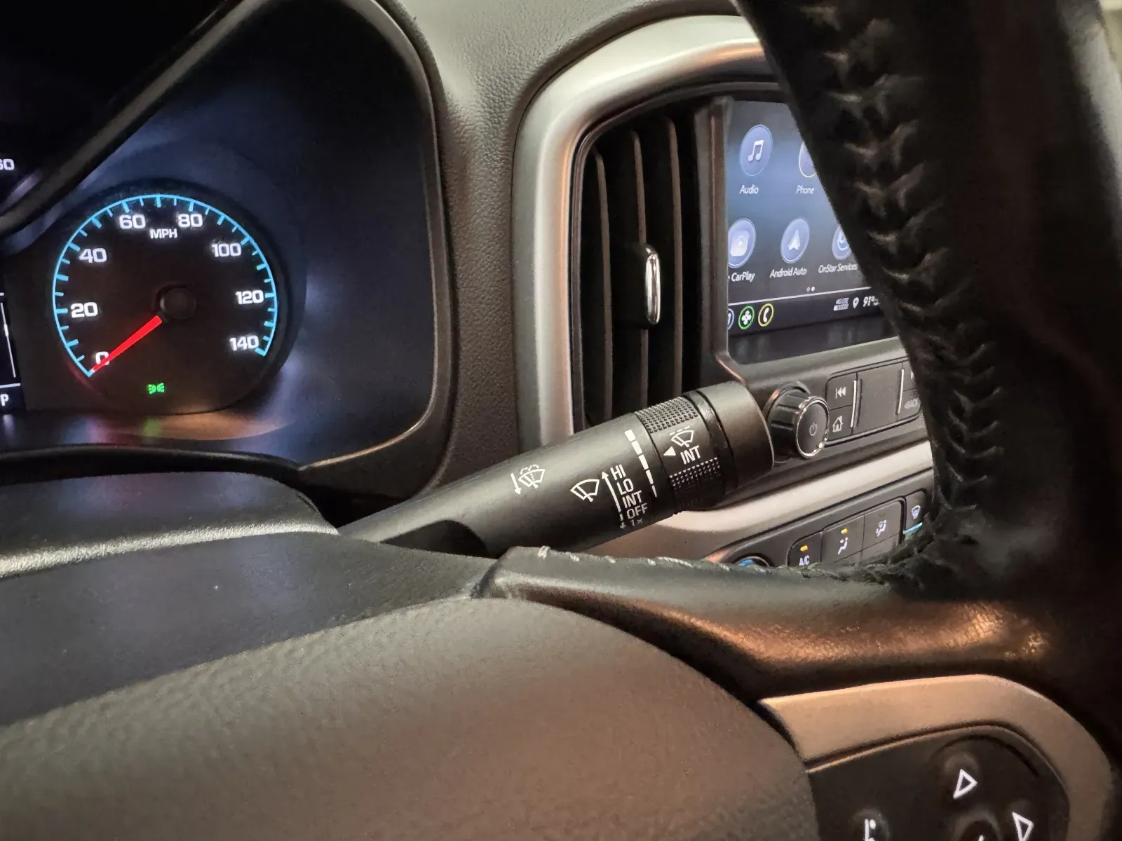 Chevrolet Colorado photo 24