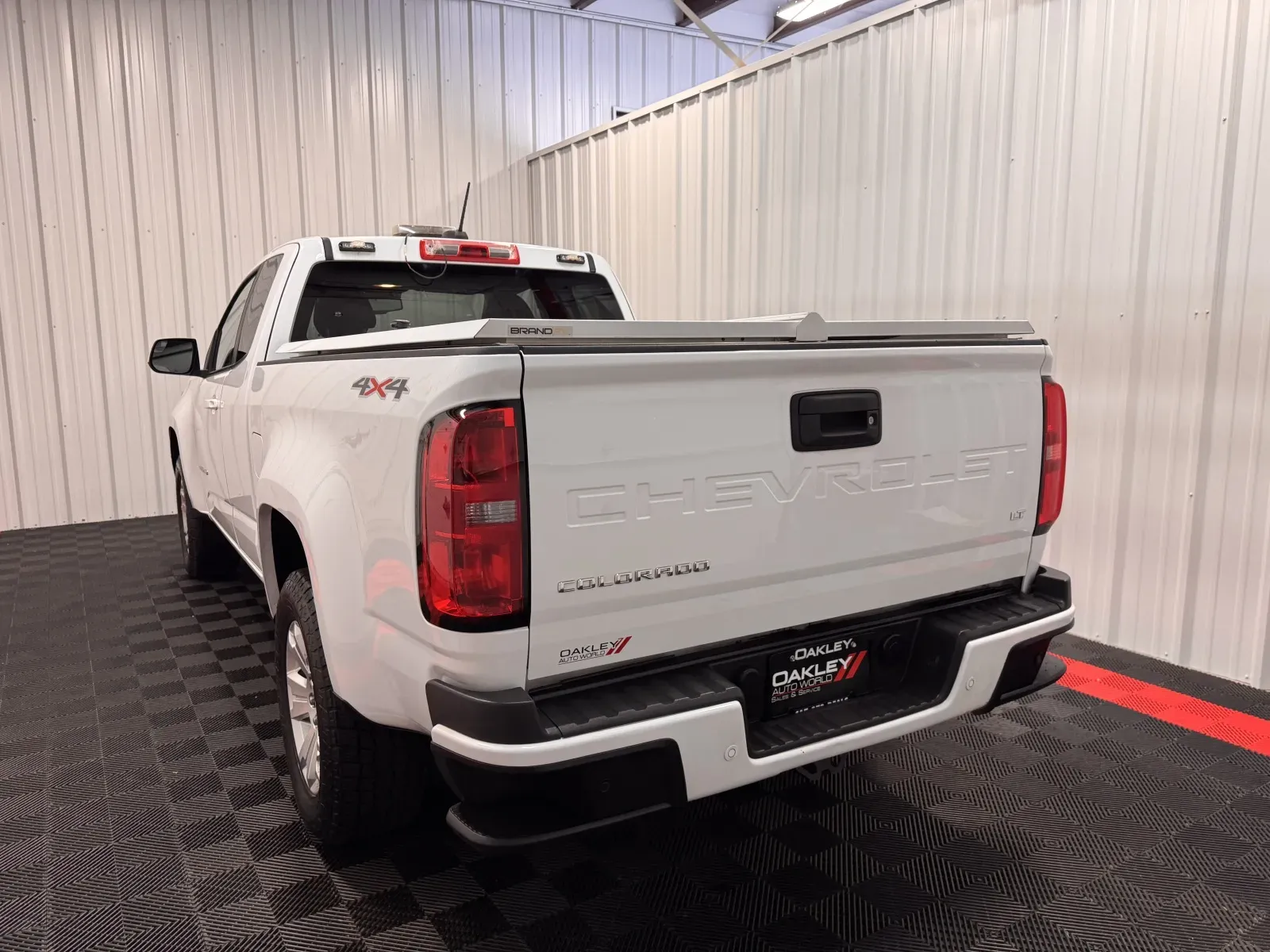 Chevrolet Colorado photo 14