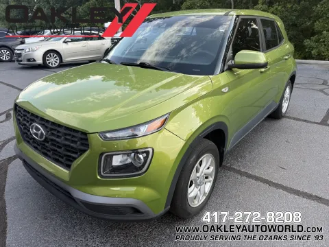 Green 2021 Hyundai Venue SE for sale in Branson West, MO