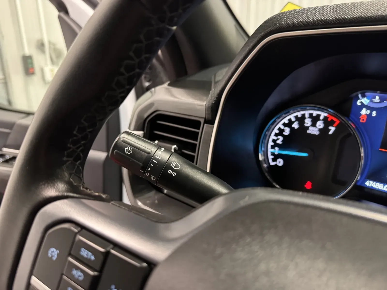 Ford F-150 photo 23