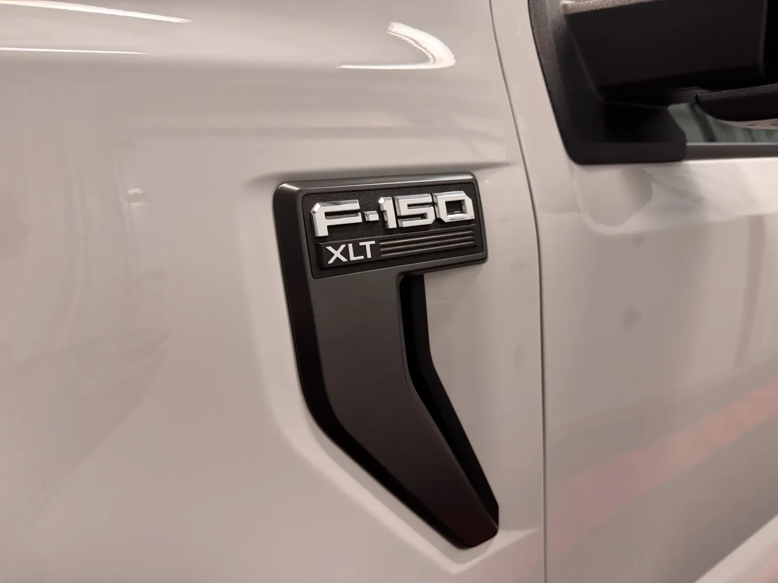 Ford F-150 photo 11