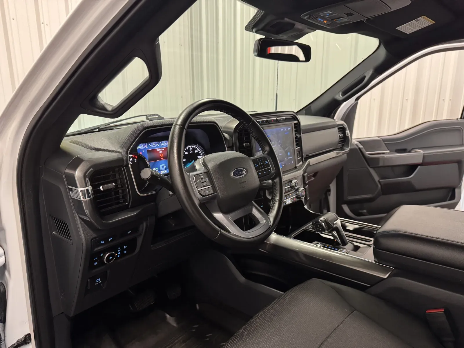 Ford F-150 photo 36