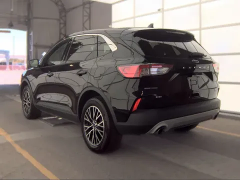 Photos of 2022 Ford Escape Plug-In Hybrid SE for sale in Branson West, MO at Oakley Auto World