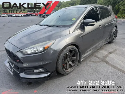 Gray 2018 Ford Focus ST for sale in Branson West, MO