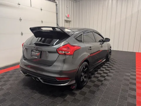 More photos of 2018 Ford Focus ST at Oakley Auto World, MO