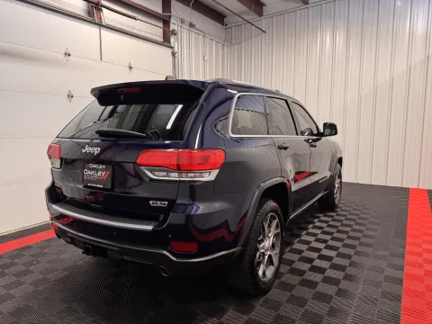 More photos of 2018 Jeep Grand Cherokee Limited at Oakley Auto World, MO