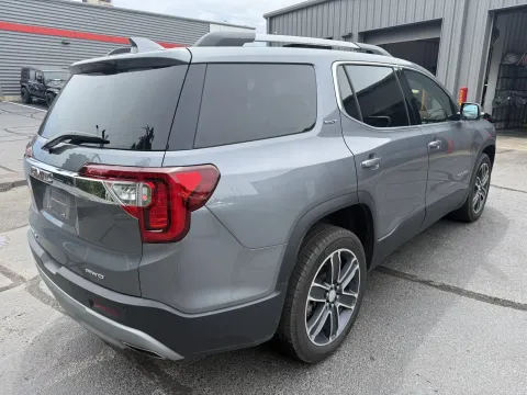 More photos of 2020 GMC Acadia SLT at Oakley Auto World, MO