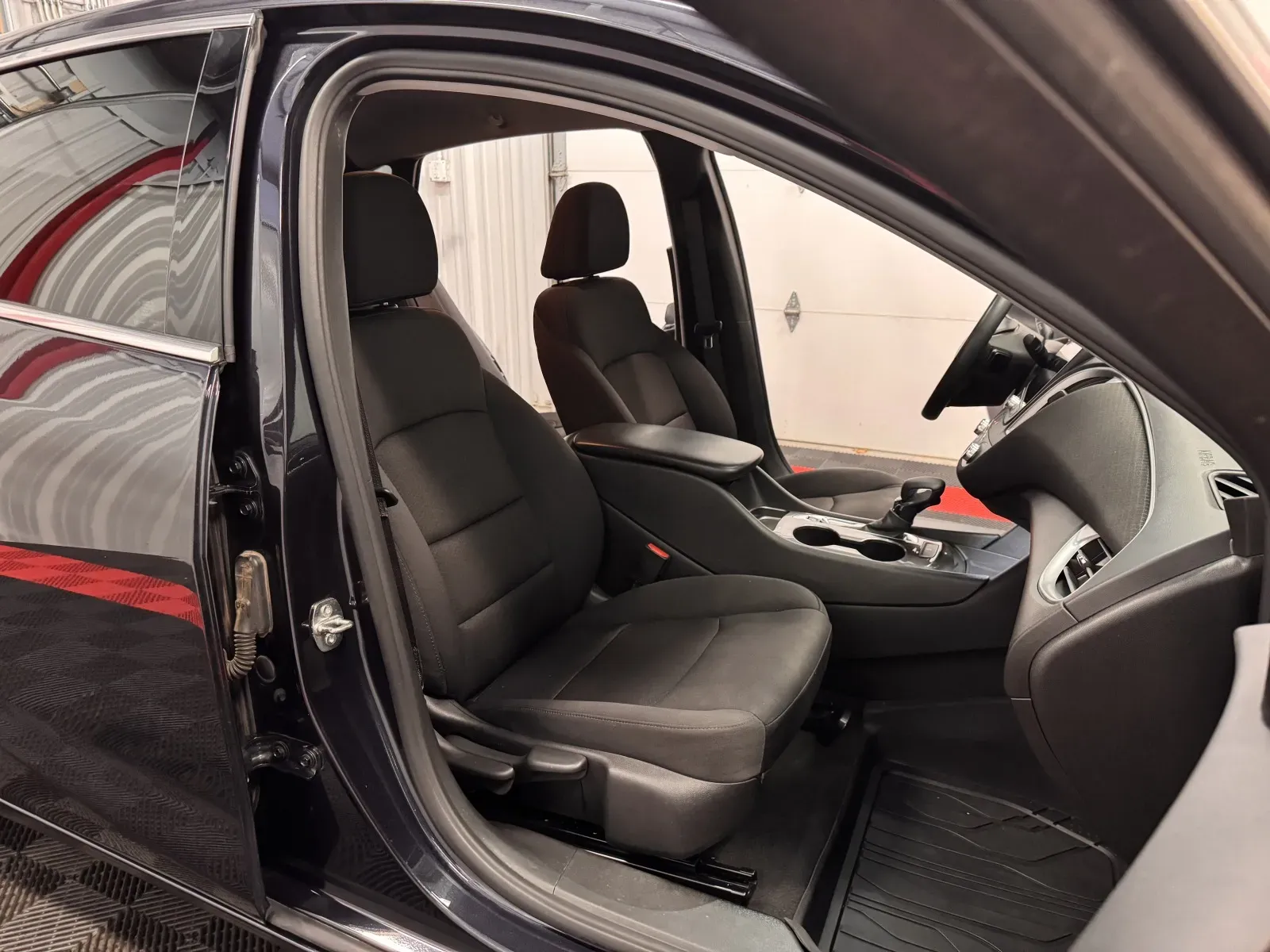 Chevrolet Malibu photo 44