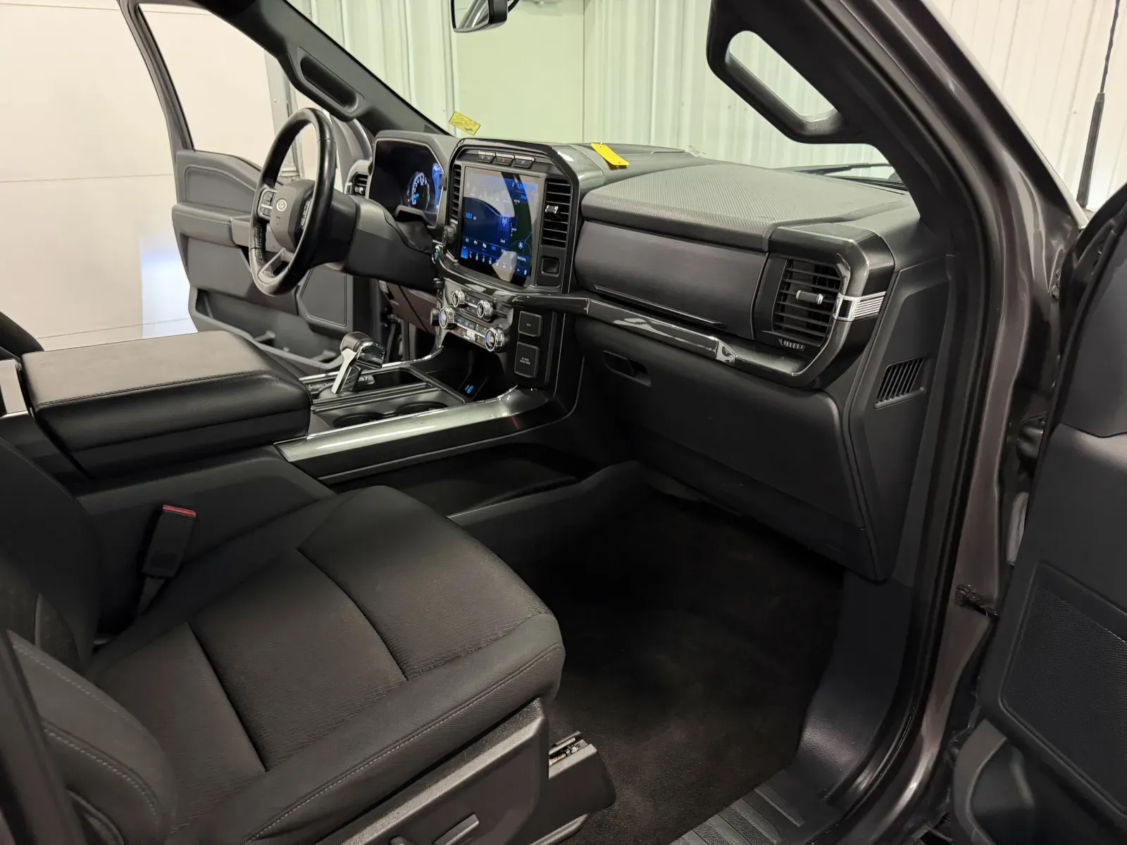 Ford F-150 photo 45
