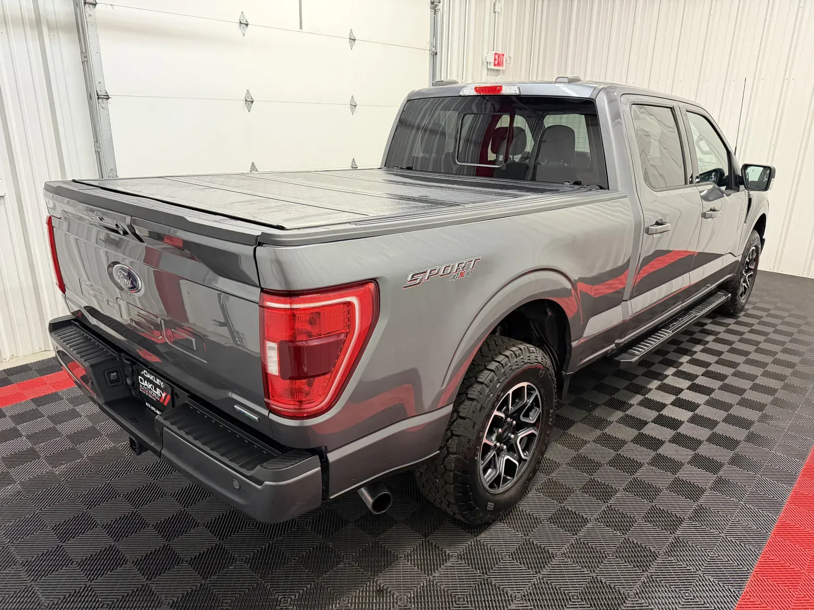 Ford F-150 photo 3