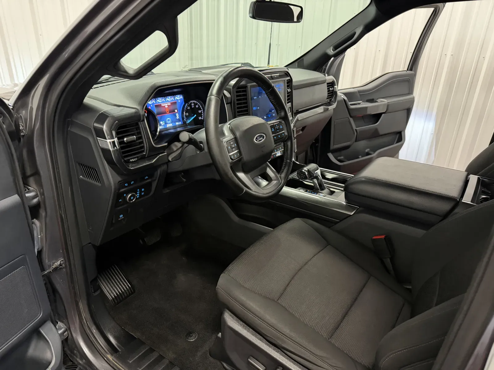 Ford F-150 photo 38
