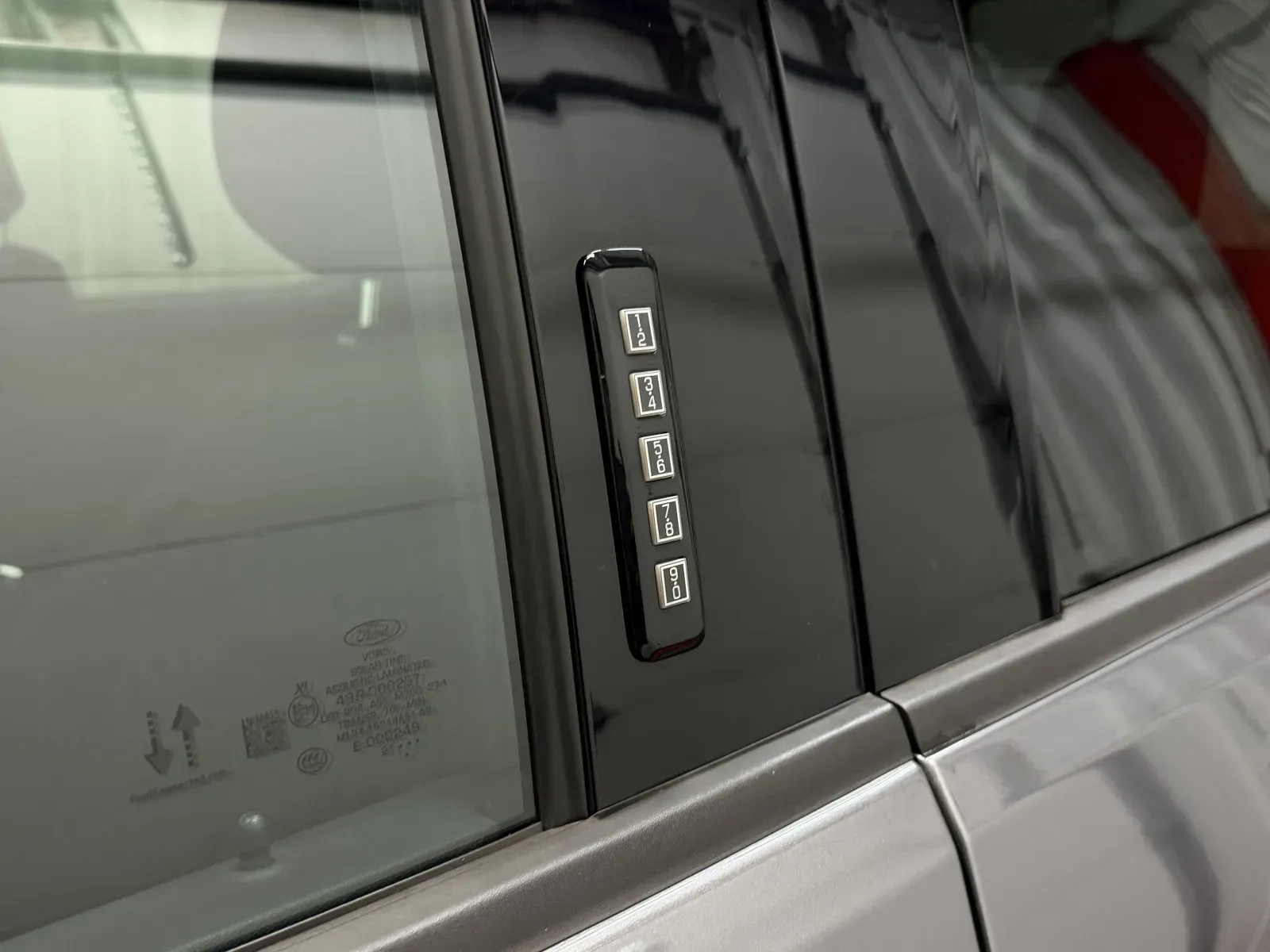 Ford F-150 photo 12