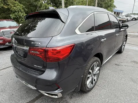 More photos of 2019 Acura MDX 3.5L Advance Package at Oakley Auto World, MO