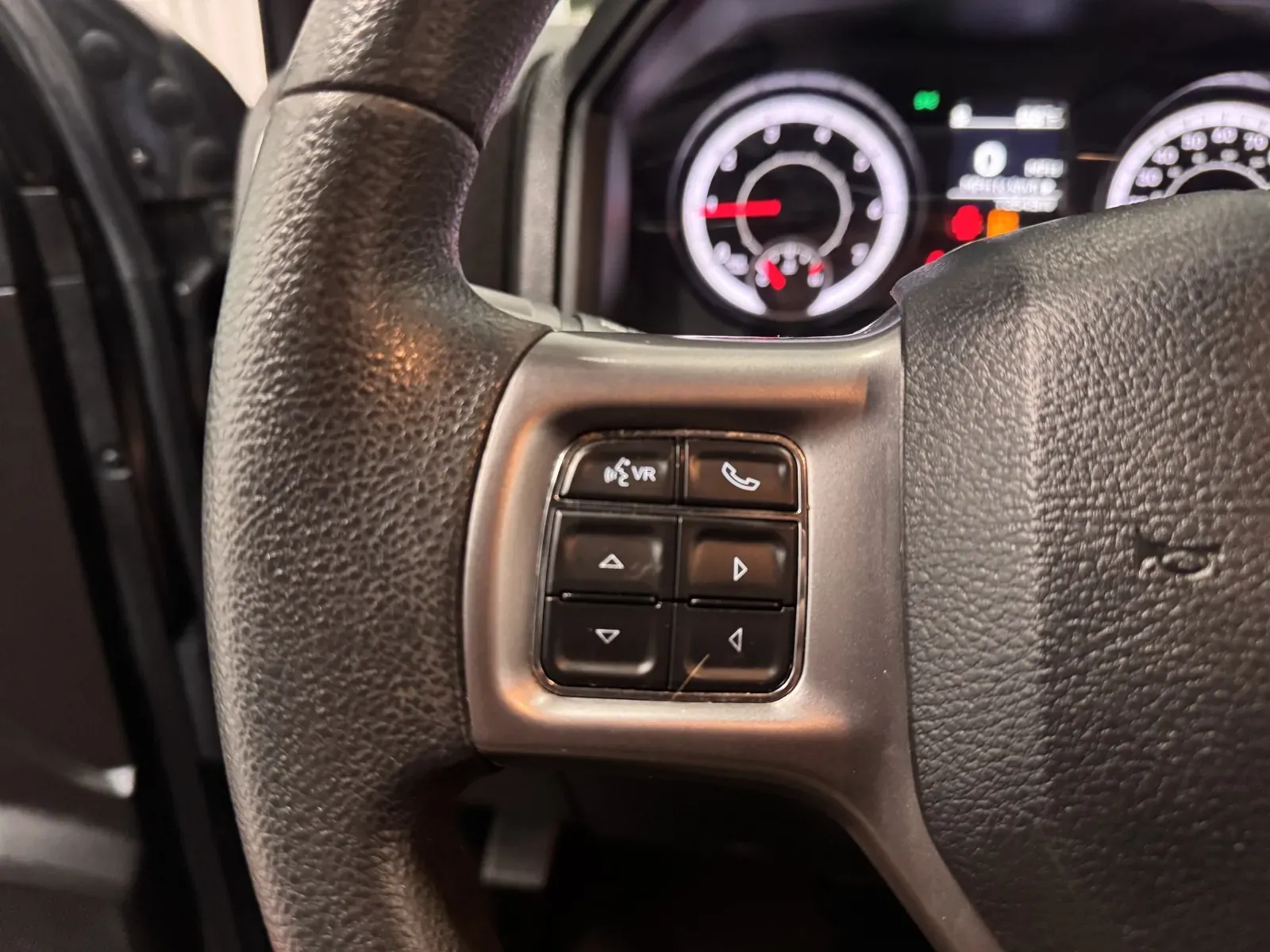 Ram 1500 photo 18
