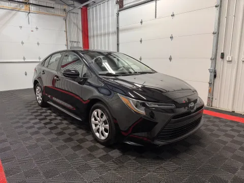 More photos of 2024 Toyota Corolla LE at Oakley Auto World, MO