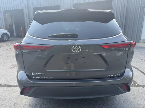 Another view of 2021 Toyota Highlander XLE for sale in Branson West, MO at Oakley Auto World