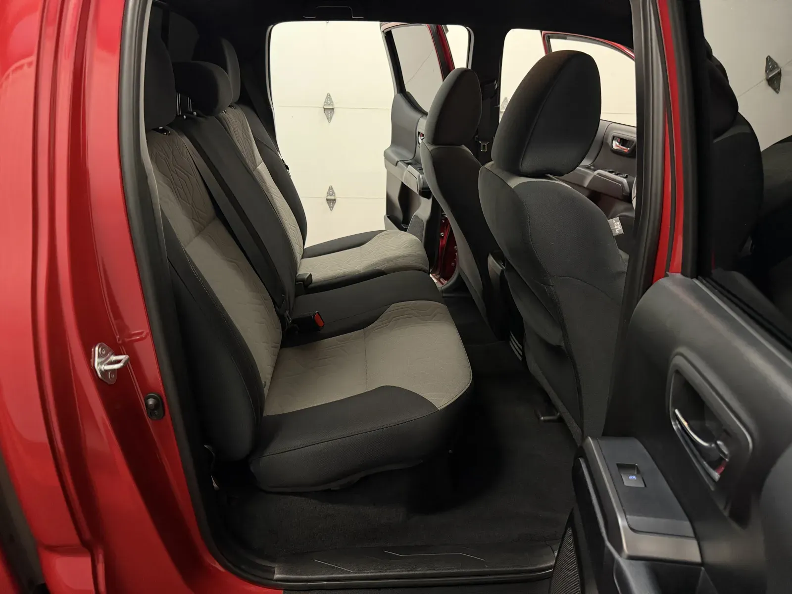 Toyota Tacoma photo 41