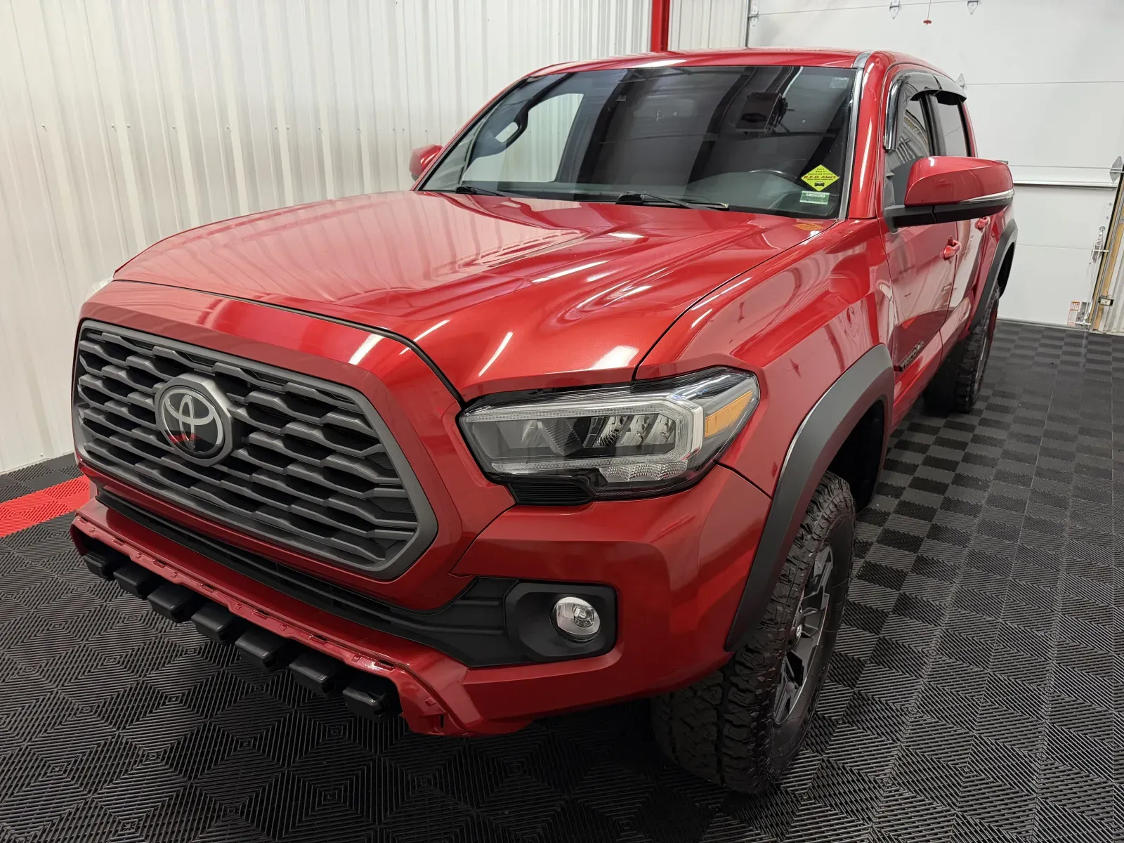 Toyota Tacoma photo 9