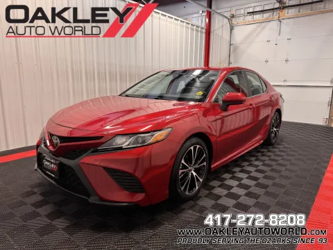 Red 2020 Toyota Camry SE for sale in Branson West, MO