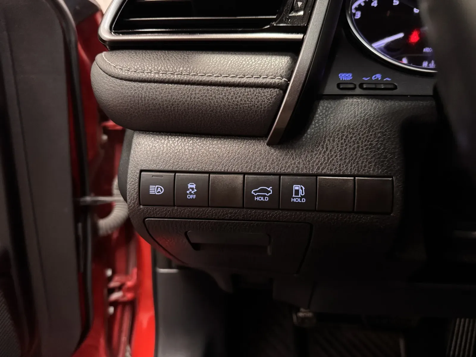 Toyota Camry photo 24