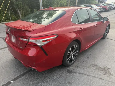 More photos of 2020 Toyota Camry SE at Oakley Auto World, MO