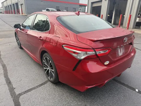 Photos of 2020 Toyota Camry for sale in Branson West, MO at Oakley Auto World