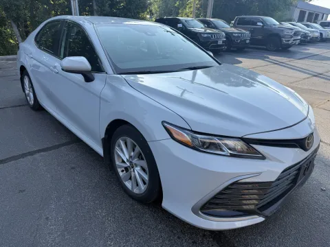 More photos of 2023 Toyota Camry LE at Oakley Auto World, MO