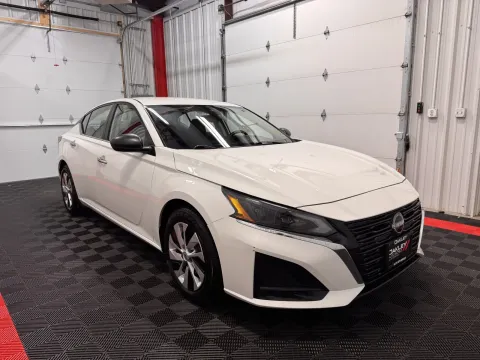 More photos of 2024 Nissan Altima 2.5 S at Oakley Auto World, MO