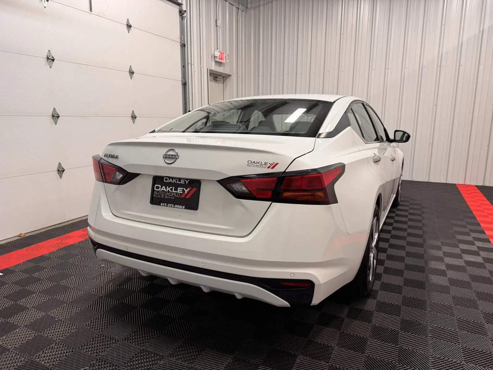 Nissan Altima photo 15