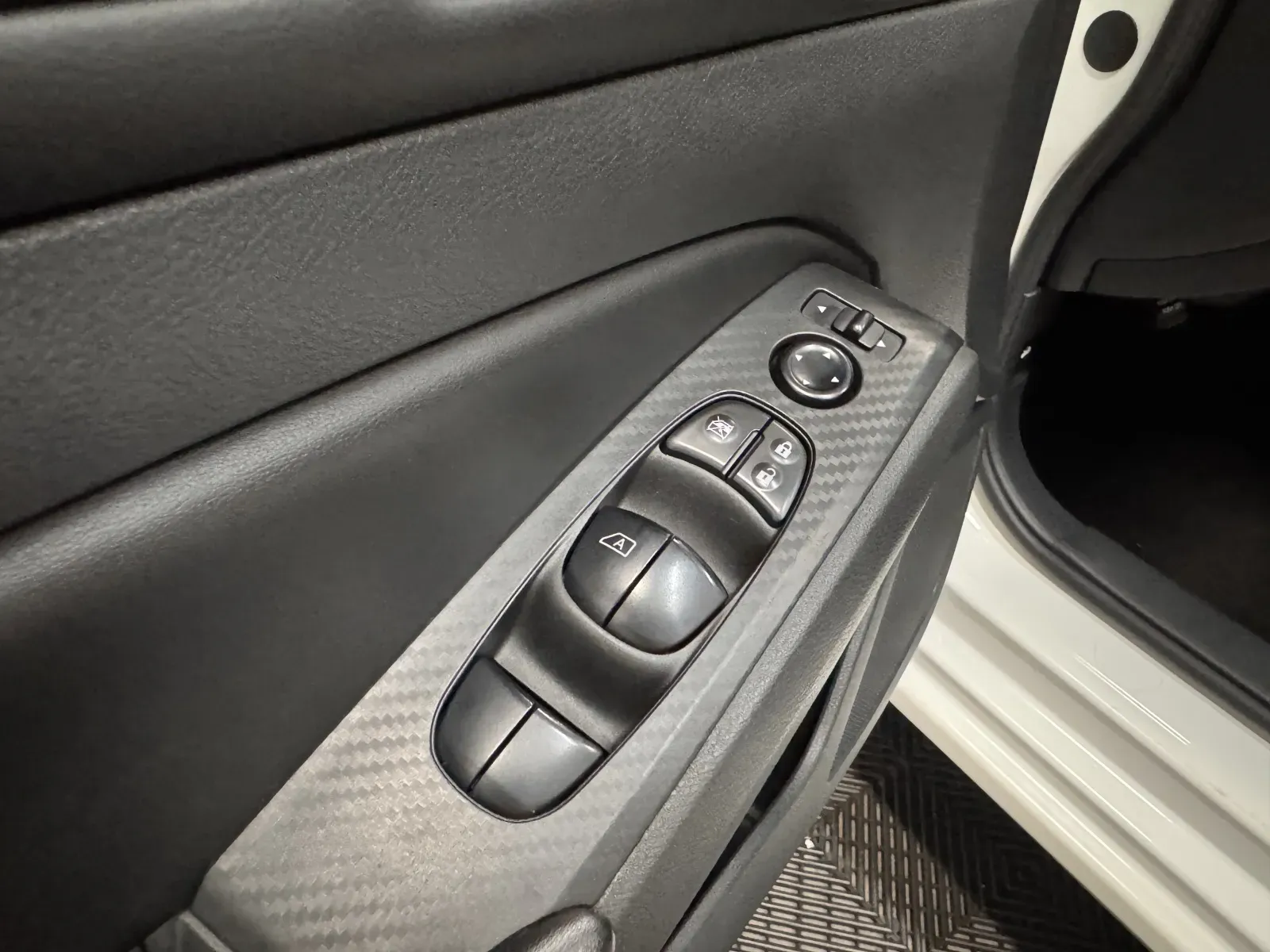 Nissan Altima photo 26
