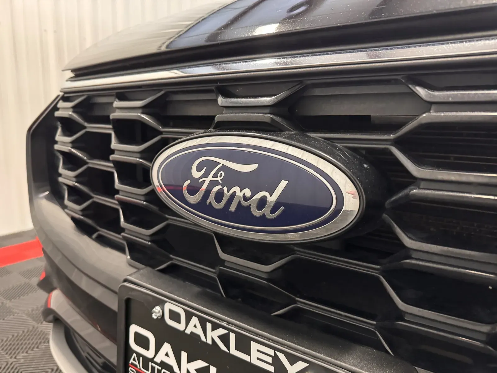 Ford Escape photo 7