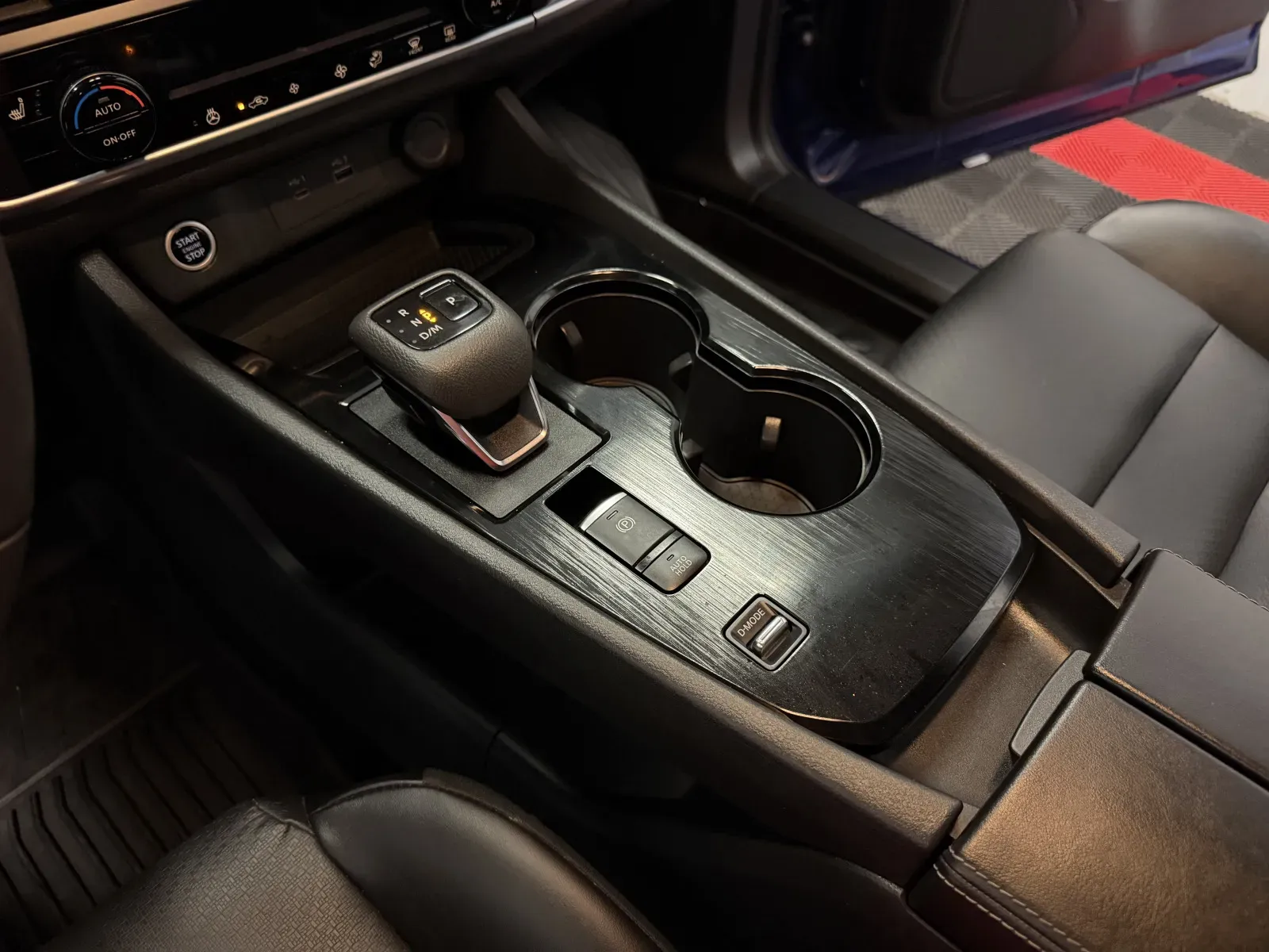 Nissan Rogue photo 34