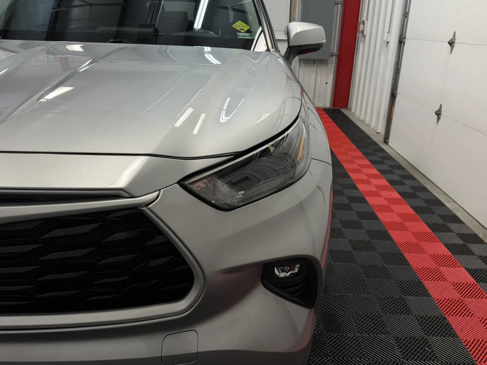 Toyota Highlander photo 9