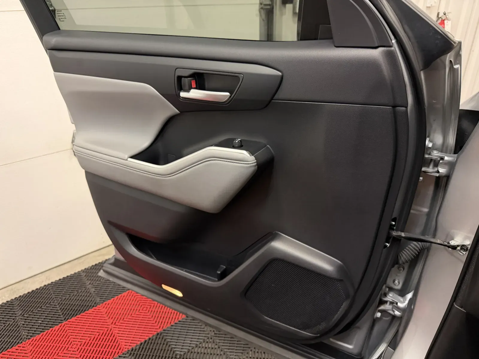 Toyota Highlander photo 28