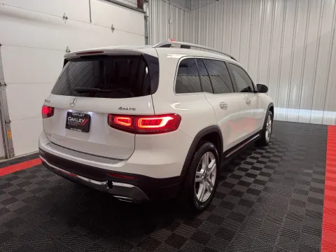 More photos of 2021 Mercedes-Benz GLB 250 at Oakley Auto World, MO