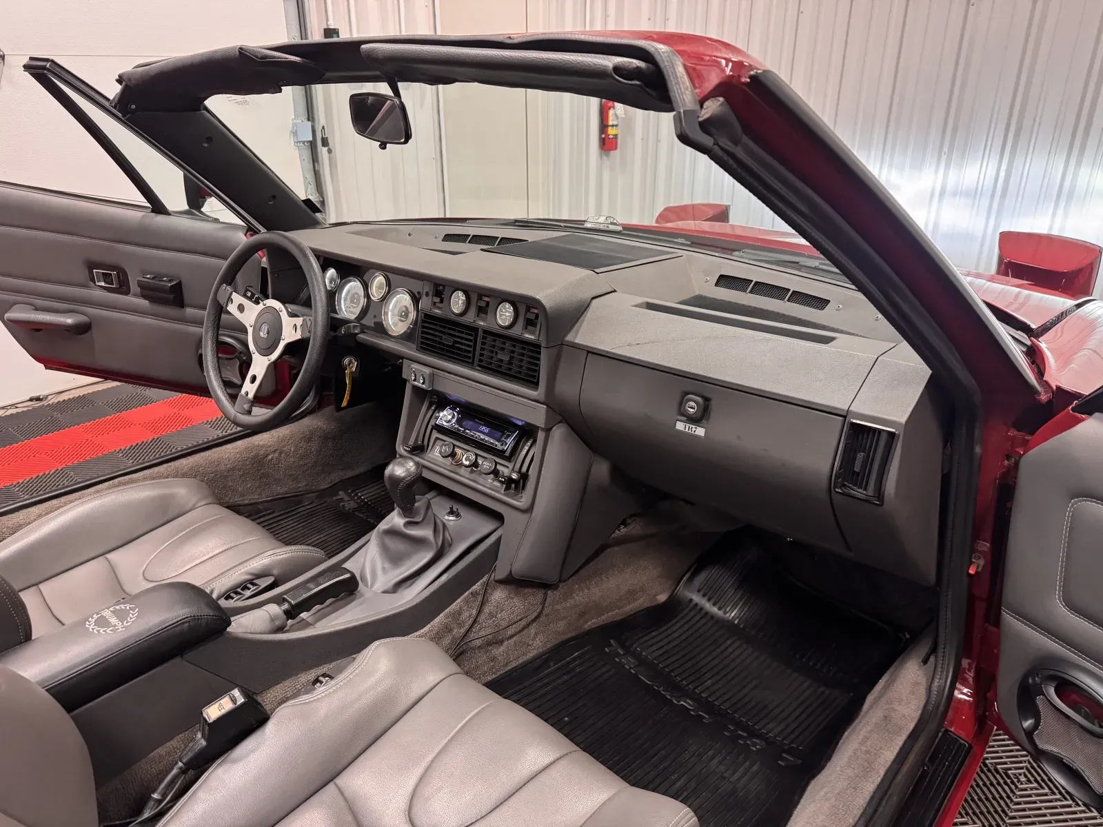 Triumph TR7 photo 41
