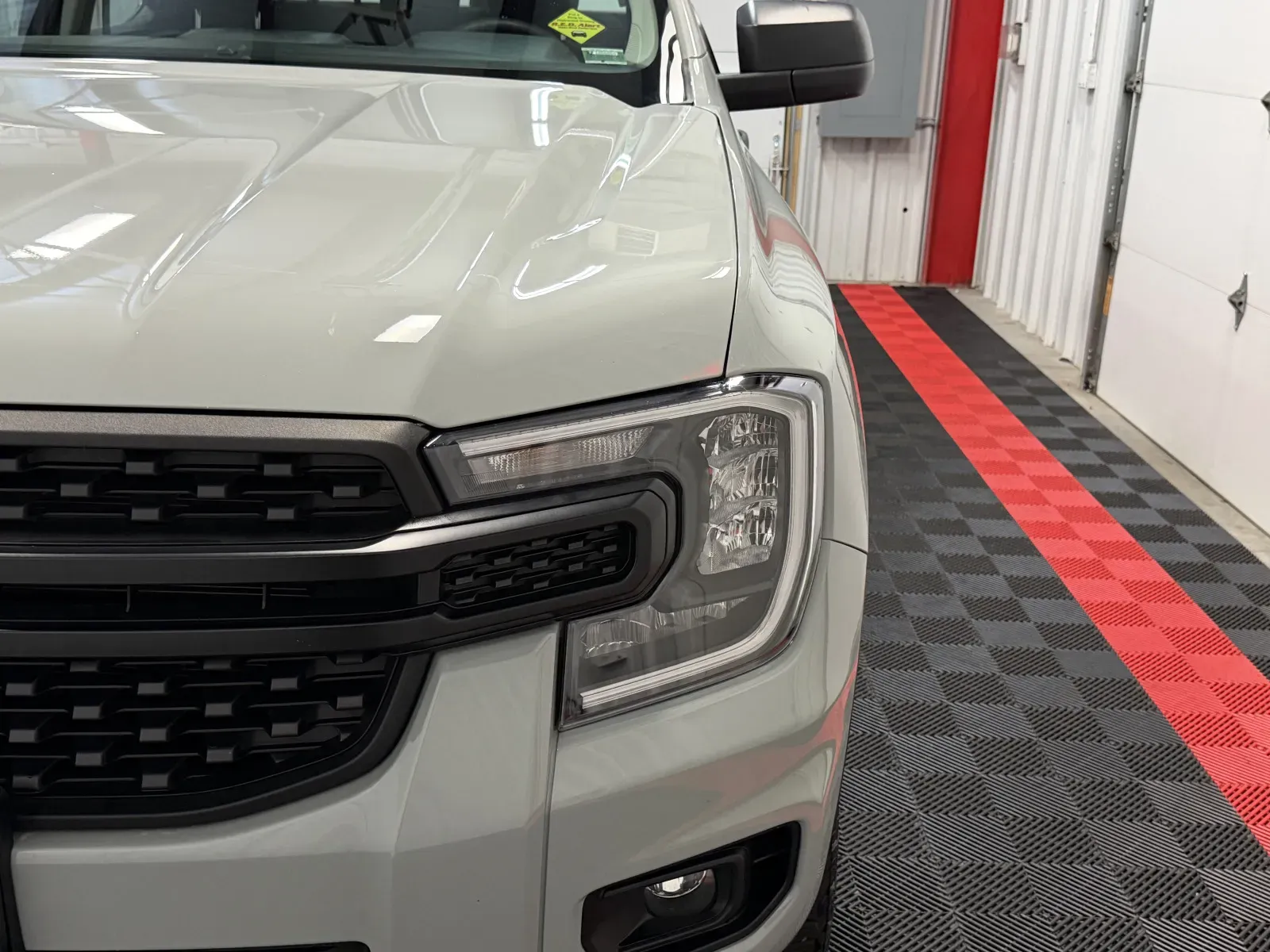 Ford Ranger photo 9