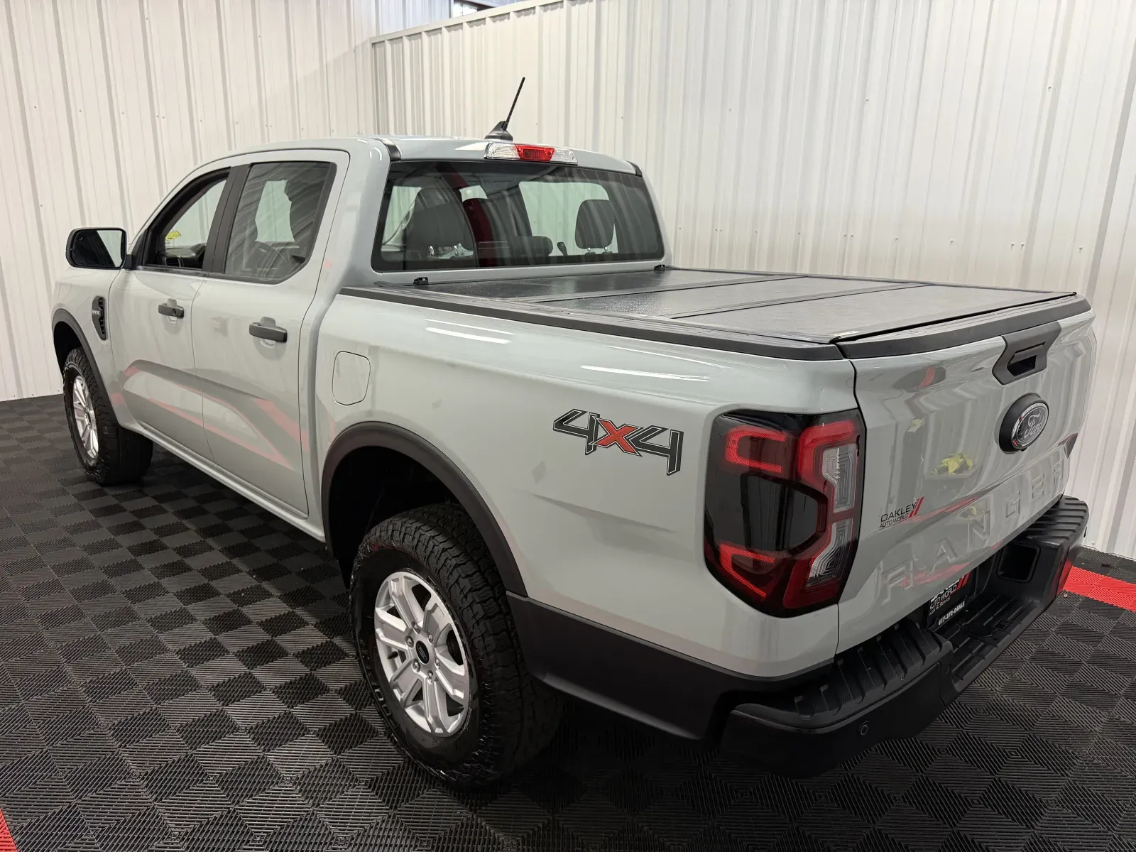 Ford Ranger photo 2