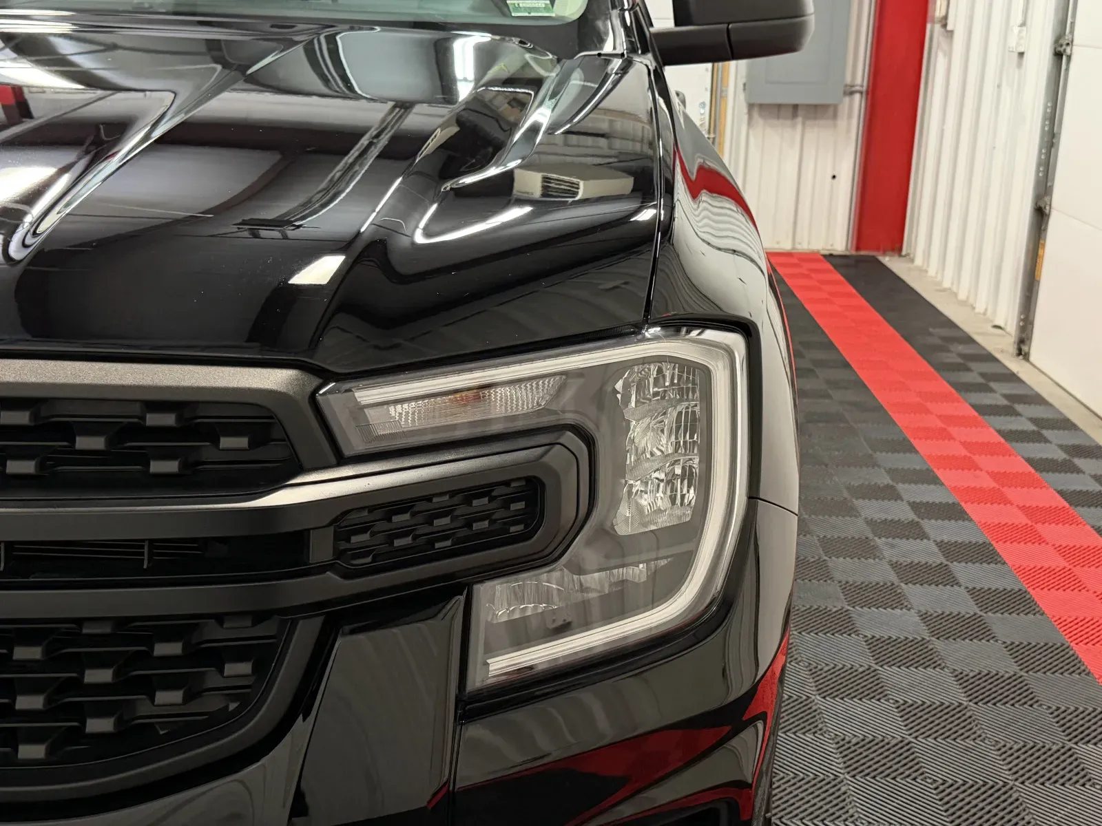 Ford Ranger photo 9