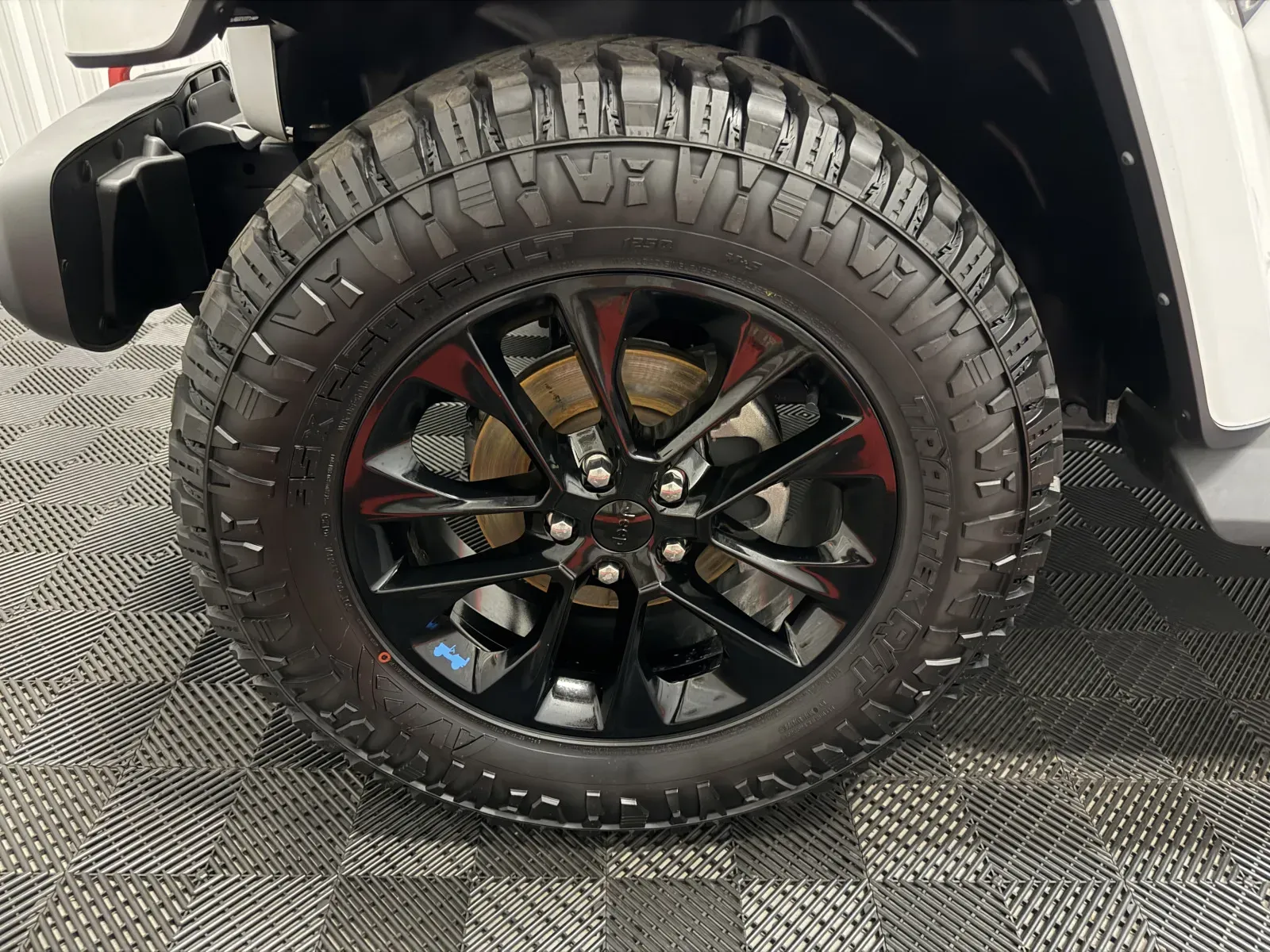Jeep Wrangler photo 13
