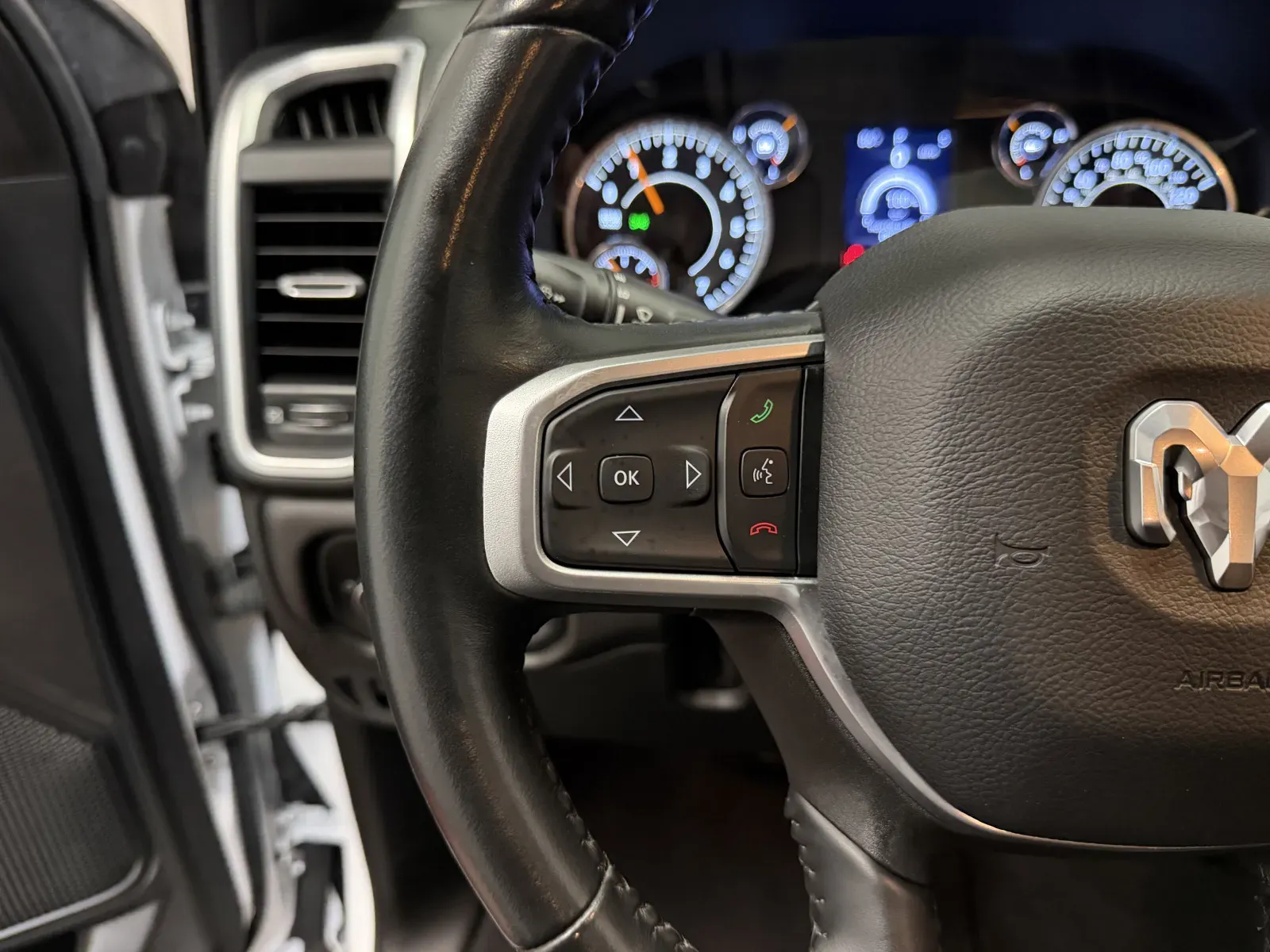 Ram 1500 photo 23