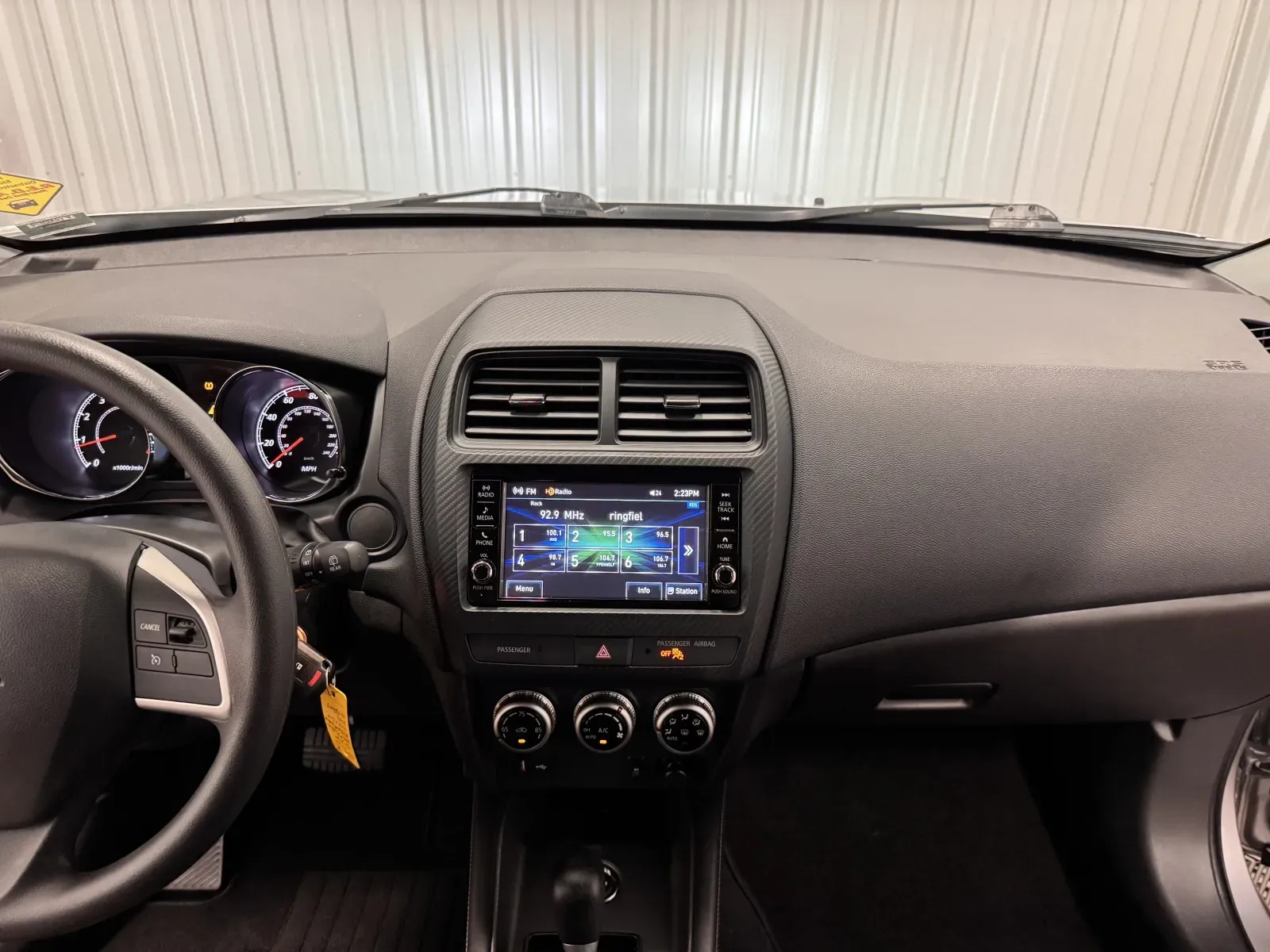 Mitsubishi Outlander Sport photo 71