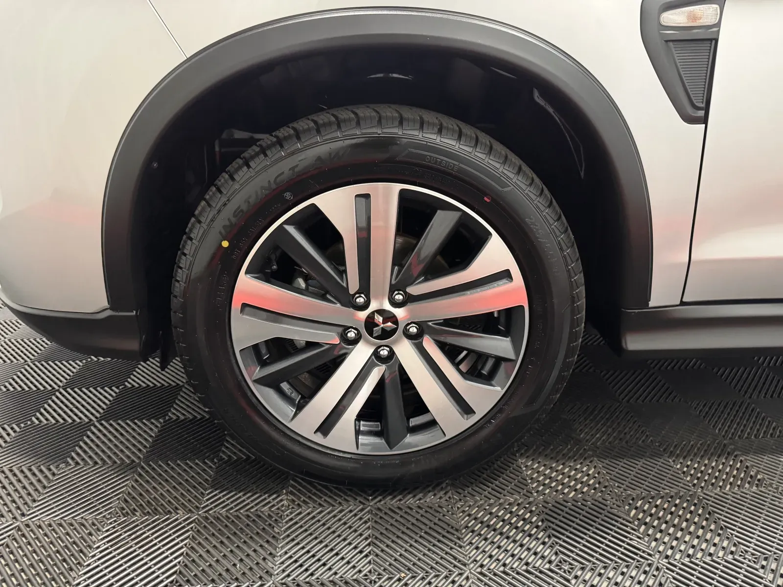 Mitsubishi Outlander Sport photo 53