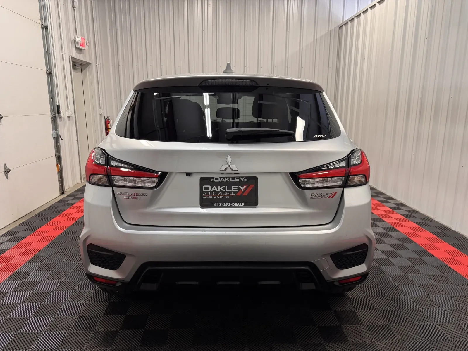 Mitsubishi Outlander Sport photo 3